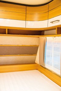 De slaapruimte voor de ouders…