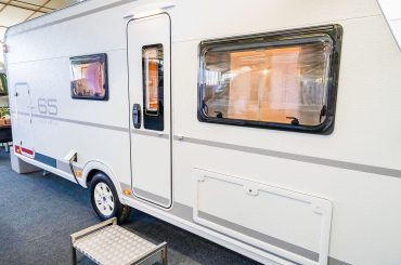 Het 65-jarig bestaan van LMC wordt in stijl gevierd met het ALL INCLUSIVE JUBILEUMMODEL STYLE 493 K