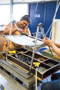De medewerkers van Dukdalf hebben plezier in hun werk en zijn trots op de producten die ze maken