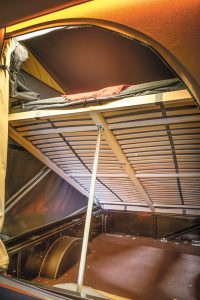 Ook als de tent is opgezet, blijft de bagageruimte makkelijk bereikbaar