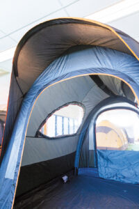 De Cruiser SUV Air is voorzien van het AirTube opblaassysteem voor een snelle en eenvoudige opbouw