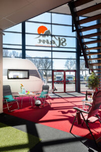 Stam Caravans en Campers ingang