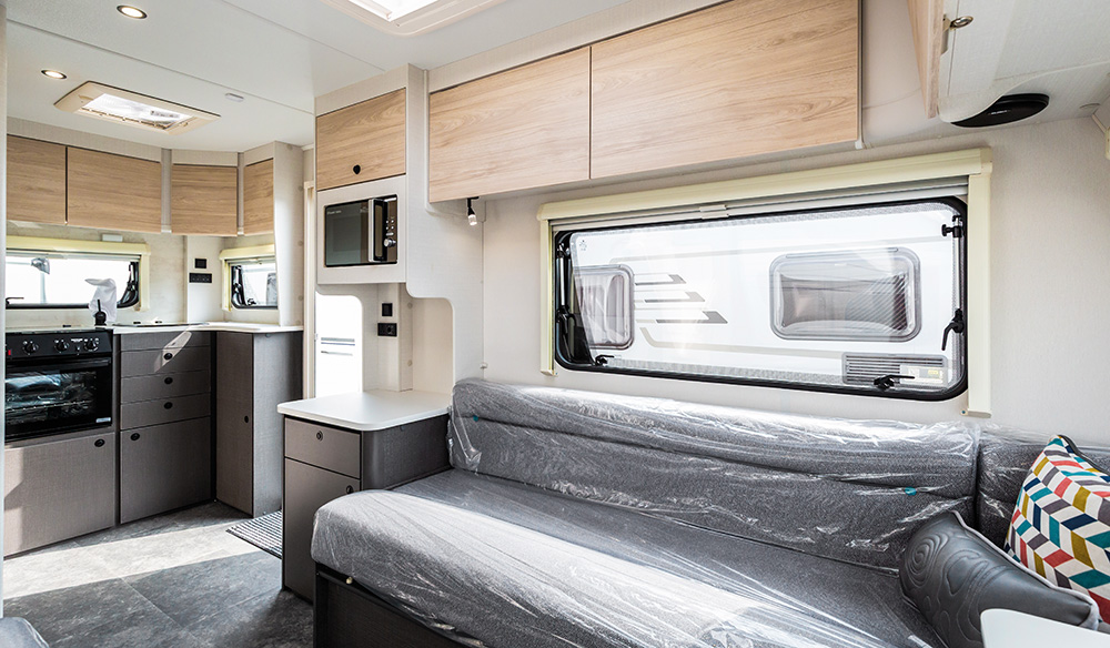 De Elddis Xplore is de kleinste Elddis maar toch bijzonder ruim