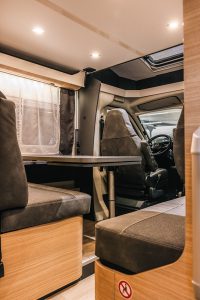 Met de uitdraaibare tafelverbreding heb je voldoende plek voor een uitgebreid ontbijt of bordspel